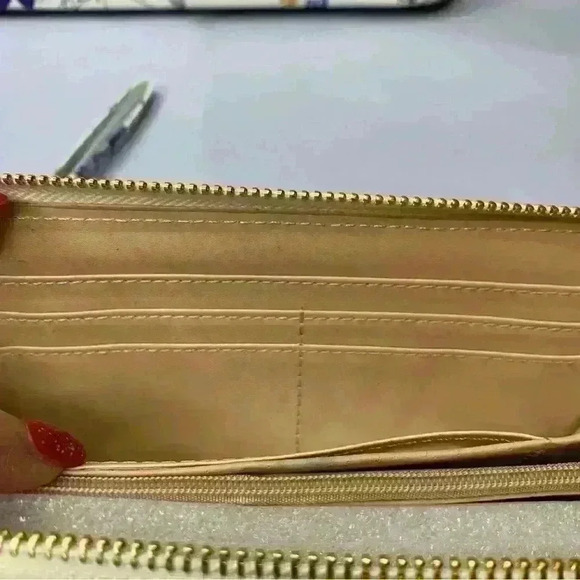 NWT Designer Inspired Floral Handbag Matching Wallet. - Picture 3 of 13